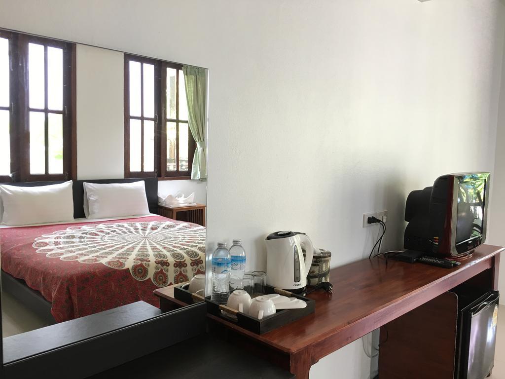 Hotel Benjamin'S Hut Srithanu Beach Esterno foto